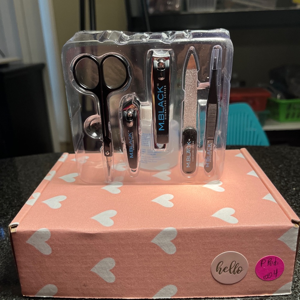 Manicure kit